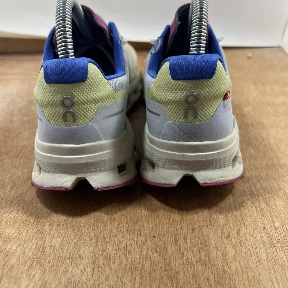 On Cloudvista Women's Size 8.5 Heather Rhubarb Trail Running Shoes Sneakers
